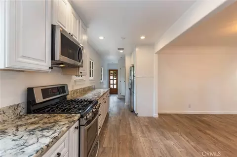 Entry Way - 100 W Tremont, Pasadena, CA 91103 photo 4 of 6