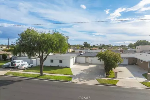 5884 Los Encinos, Buena Park, CA 90620