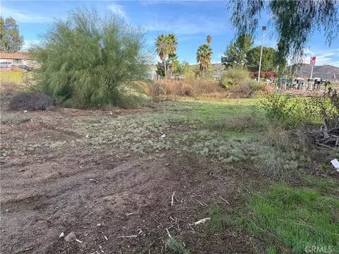 1 Sierra Dr, Menifee, CA 92587