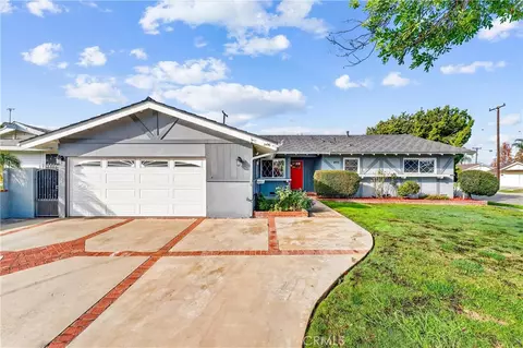 2496 N Beechwood St, Orange, CA 92865