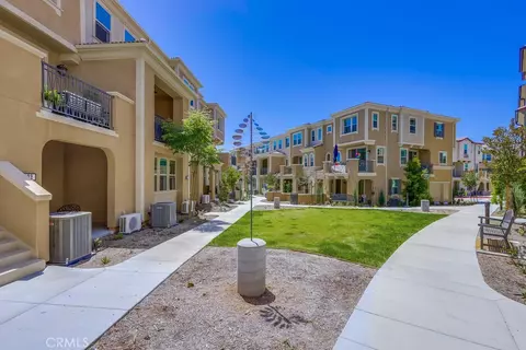 104 Alder Rdg, Trabuco Canyon, CA 92679