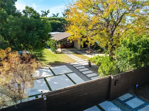 4123 N Virginia Rd, Long Beach, CA 90807