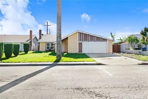 3015 Spruce St, Rialto, CA 92376