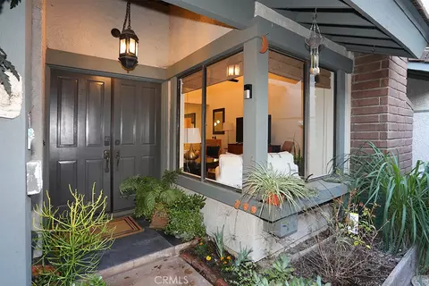 6561 E Paseo Goya, Anaheim, CA 92807