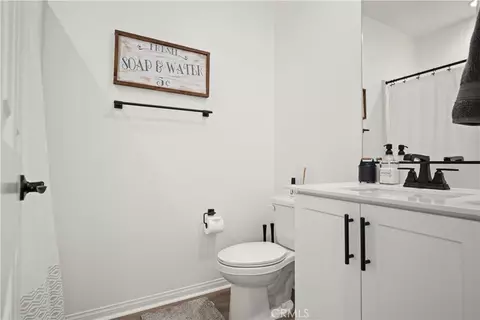 Bath - 30295 Singer Ln, Menifee, CA 92584 photo 1 of 7
