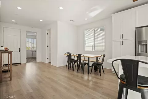 Entry Way - 30295 Singer Ln, Menifee, CA 92584 photo 2 of 7