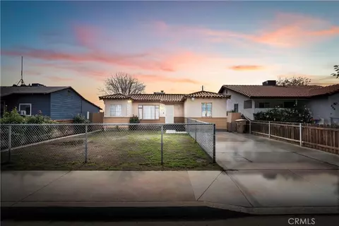 209 Decatur St, Bakersfield, CA 93308