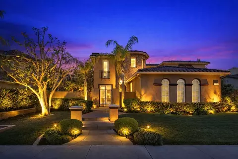 8176 E Bailey Way, Anaheim, CA 92808