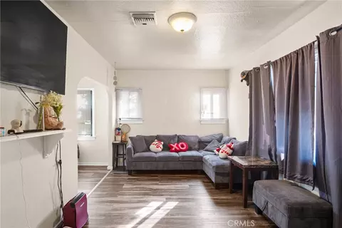 Entry Way - 3420 Comer Ave, Riverside, CA 92507 photo 1 of 2