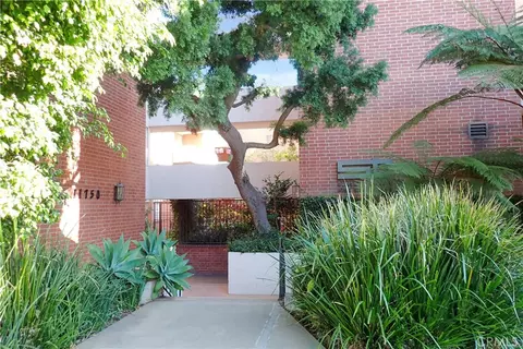 11750 W Sunset Blvd #214, Los Angeles, CA 90049