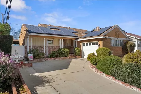 2213 Knoxville Ave, Long Beach, CA 90815