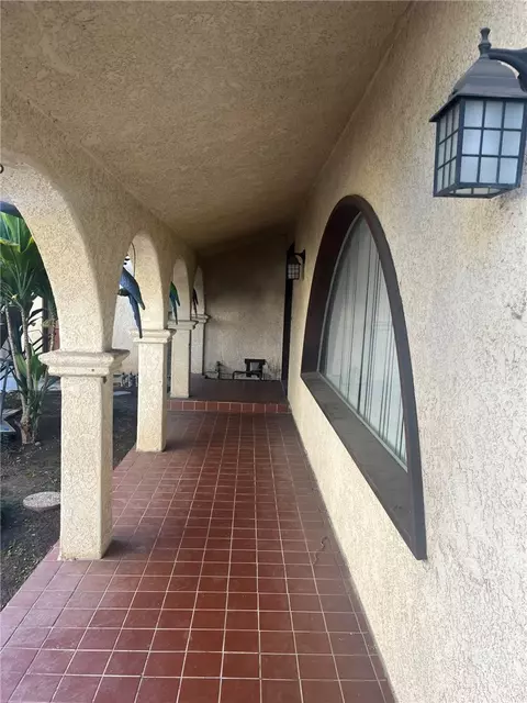 Exterior - 246 E Hullett St, Long Beach, CA 90805 photo 6 of 6
