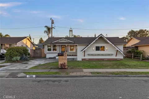 7560 El Escorial, Buena Park, CA 90620