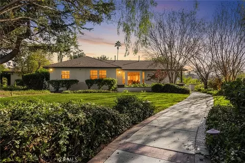 1062 W Valencia Mesa Dr, Fullerton, CA 92833