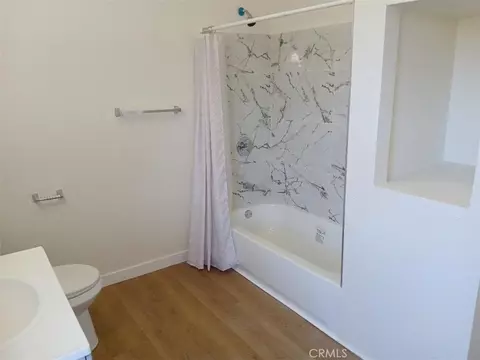 Bath - 2111 Orange St, Highland, CA 92346 photo 1 of 5