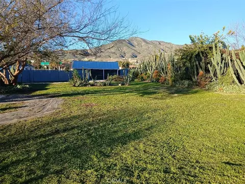 Exterior - 2111 Orange St, Highland, CA 92346 photo 8 of 12
