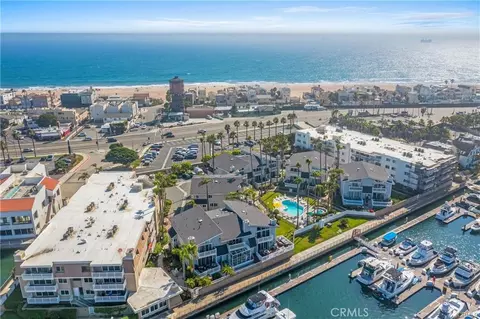 16255 Pacific Cir #202, Huntington Beach, CA 92649