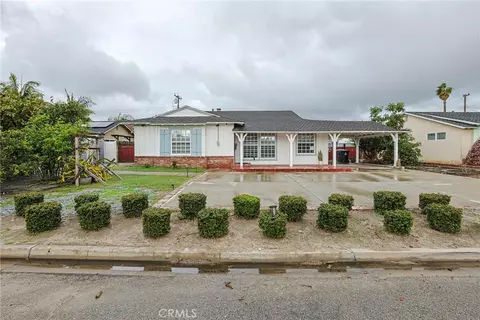 10111 Roselee Dr, Garden Grove, CA 92840