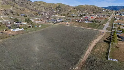 0 Mariposa Ave, Tehachapi, CA 93561 photo 3