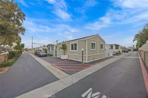 1660 Whittier Ave #3, Costa Mesa, CA 92627