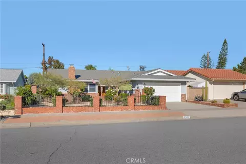 2225 E Quincy, Orange, CA 92867