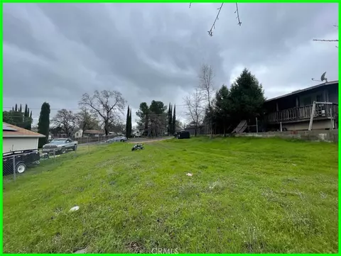 15940 Davis Ave, Clearlake, CA 95422 photo 2