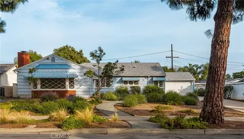 527 N Park Ln, Orange, CA 92867