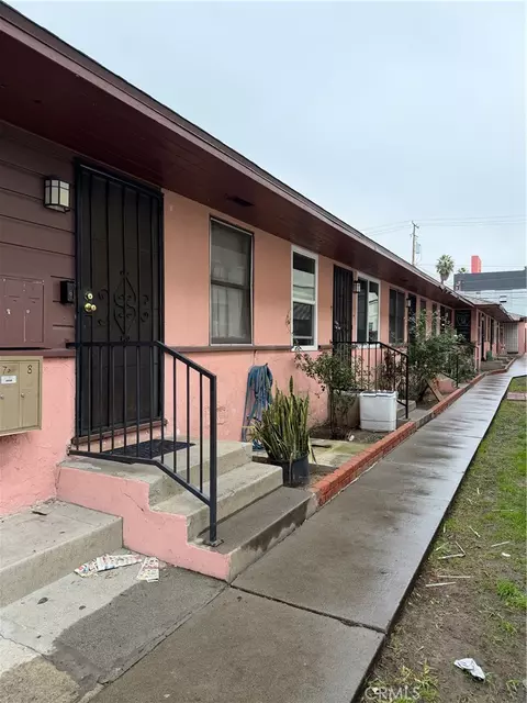 1868 Locust, Long Beach, CA 90806