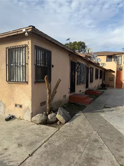 1631 E Saunders, Compton, CA 90221