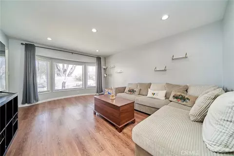 5019 Fanwood, Lakewood, CA 90713