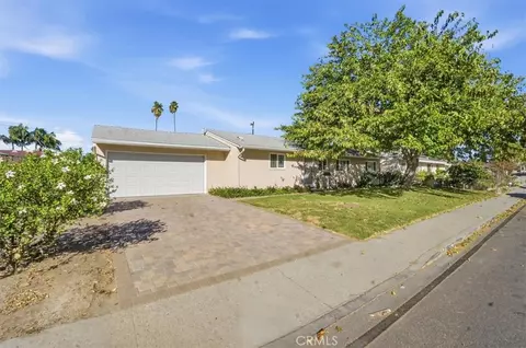 1573 Casarin Ave, Simi Valley, CA 93065