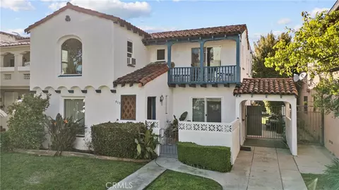 915 S Wooster, Los Angeles, CA 90035