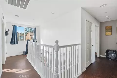 Entry Way - 9660 Pine Orchard St, Pacoima, CA 91331 photo 4 of 6