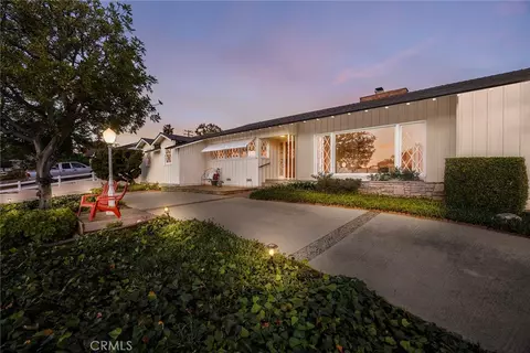 1454 Sunny Crst, Fullerton, CA 92835