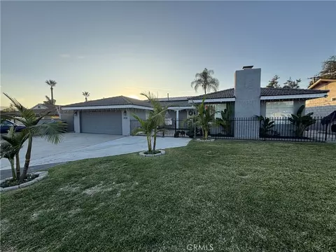 1036 E Covina Hls, Covina, CA 91724