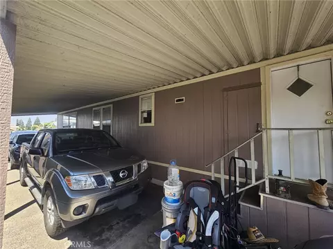 16600 Downey Ave #27, Paramount, CA 90723 photo 4