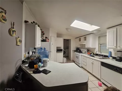 16600 Downey Ave #27, Paramount, CA 90723 photo 11