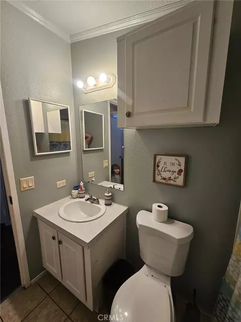 16600 Downey Ave #27, Paramount, CA 90723 photo 7