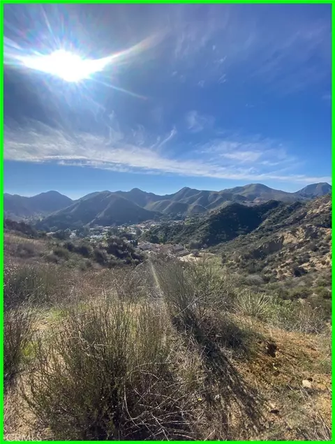 5317 Justamere Ave, Val Verde, CA 91384