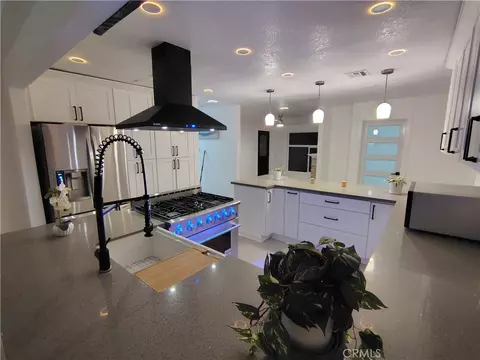 13185 14th St, Chino, CA 91710