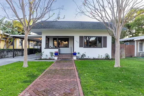 142 W Brookdale, Fullerton, CA 92832