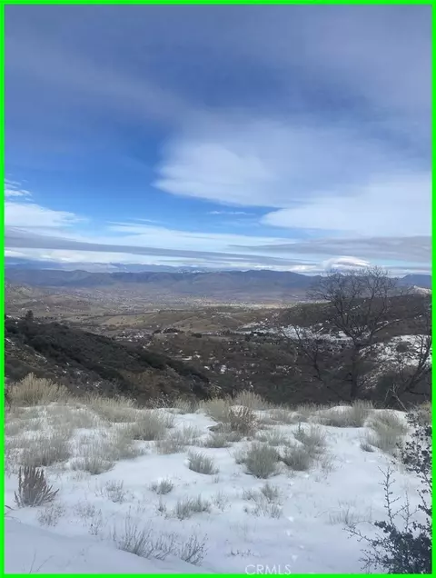 23601 Gotthard Pl, Tehachapi, CA 93561