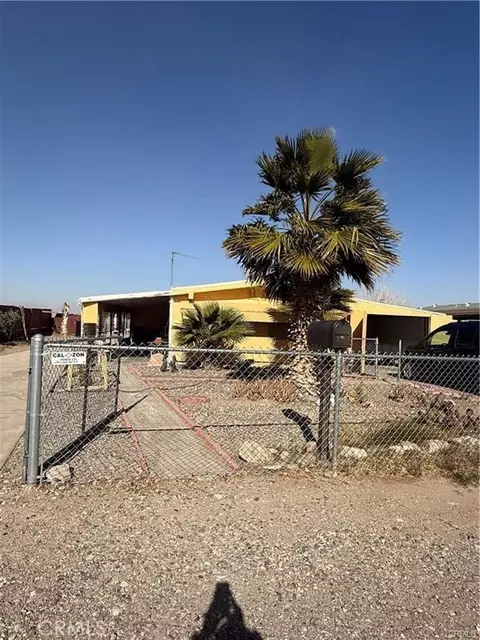 140 Safari Dr, Needles, CA 92363