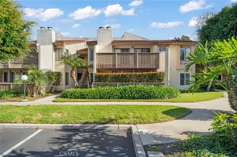 4852 Cabana Dr #102, Huntington Beach, CA 92649
