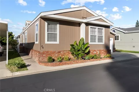 23301 Ridge Route Dr #26, Laguna Hills, CA 92653