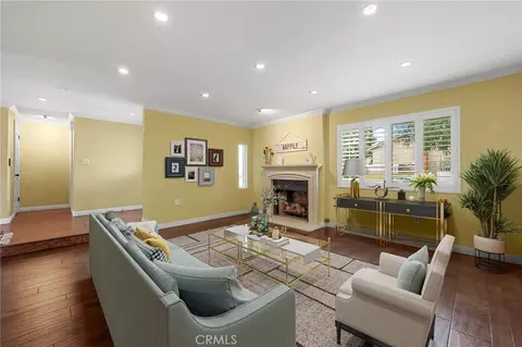 6844 Southampton, Cypress, CA 90630