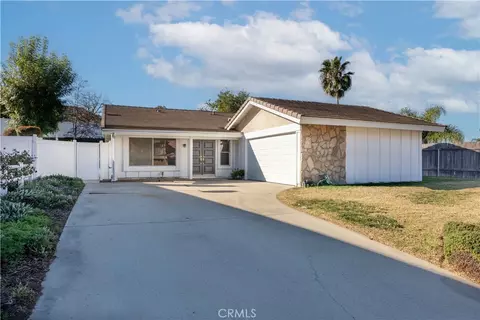 845 Great Bend Dr, Diamond Bar, CA 91765