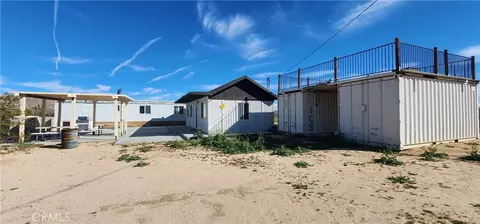 Exterior - 6042 Milne Rd, Landers, CA 92285 photo 2 of 5
