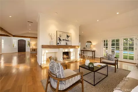 Living - 630 W Devon, Long Beach, CA 90807 photo 4 of 5