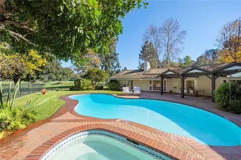 630 W Devon, Long Beach, CA 90807